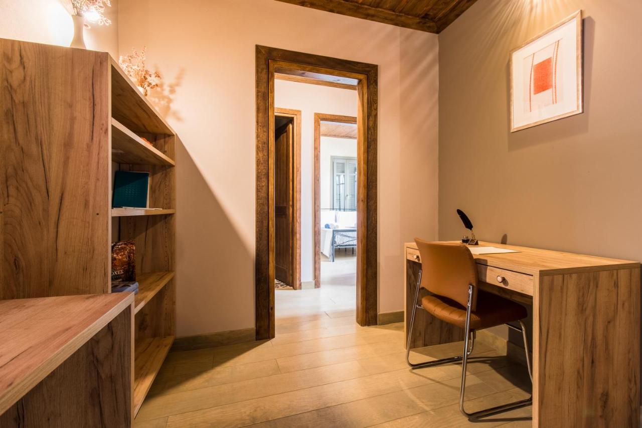 شقة Iole Boutique House نافبليو المظهر الخارجي الصورة