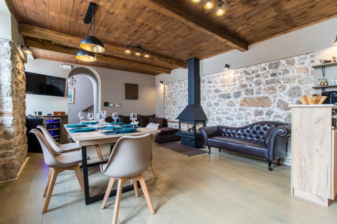 شقة Iole Boutique House نافبليو المظهر الخارجي الصورة